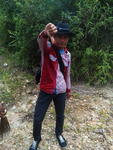 ∂ɪ̣̝̇ larang menikah sebulum sukses