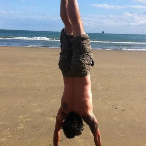 DiggerJ06's profile picture. Elite level parent. 2 out of 2 would highly recommend.... also, adequate husband. Guinness with a Guinness chaser please.