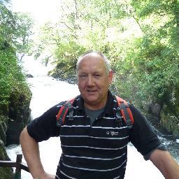 Born and bred Devonian,Big Spurs fan,Love Football and Golf