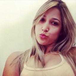 Twitter criados para todos os que amam, e adimiram @RoseMoraes_ como cantora, pessoa, amiga ..! #RoseMoraesElaÉDemais ..! #IssoéReal