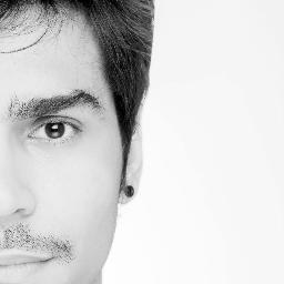 Libriano, divertido, diretor de arte e apaixonado por design, fotografia...e otras cositas más! :)