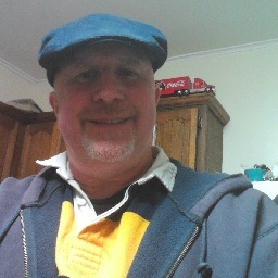 DanaheyECN's profile picture. 