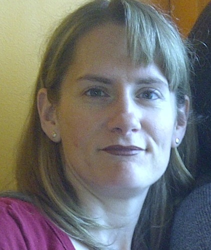 Author of HOW TO GET FOLLOWERS ON TWITTER and INDIE WRITING ADVICE http://t.co/m74MGzsi0Q also pens under @sandyappleyard