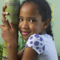 letici_fe's profile picture. frase :as melhores coisas da vida não podem ser vistas nem tocadas i sim sentidas pelo coração