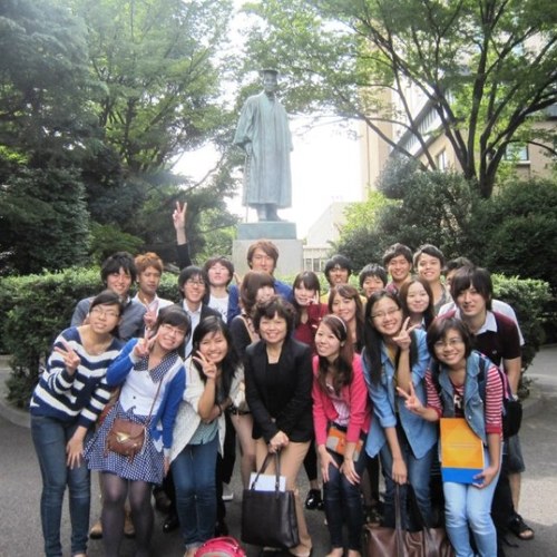 早稲田大学社会科学部 トランゼミナールの公式アカウントです。開発経済学を軸に主に東南アジアの経済発展について学んでいます。ゼミの情報、活動等お知らせします。