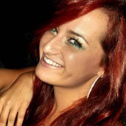 Singer, Nailart lover and dreamer. Looking for someone who help to get my stage !