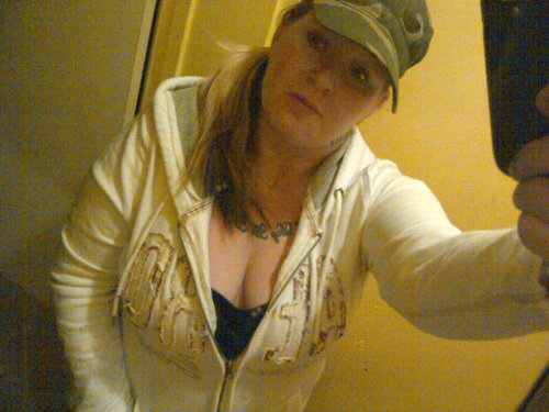 ToniBuckley6's profile picture. 30 yr old mother of 2