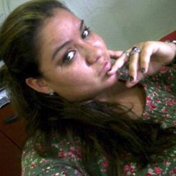 Me encanta ser como soy alegre, encantadora, feliz y amo a mi chiquita....