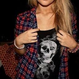 IdiNaxuyBitch's profile picture. 