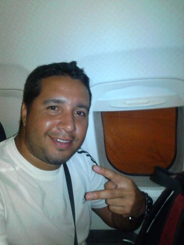 angelucci17's profile picture. Del lado contrario a la derecha