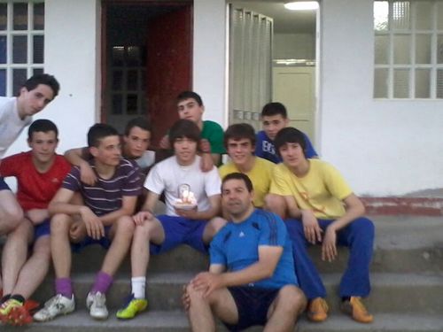 Portero SD Monterroso, gran aficcionado CD Lugo / amante dos Rallyes :) Dalle que libras