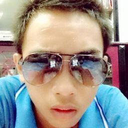 damiasteve's profile picture. Geography student. Hate bugs, I love measure my height using the measuring tape. :) geography is THE BEST!  #followback