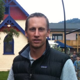 Web tech manager, Salesforce consultant, serious ultimate frisbee player and father of 3