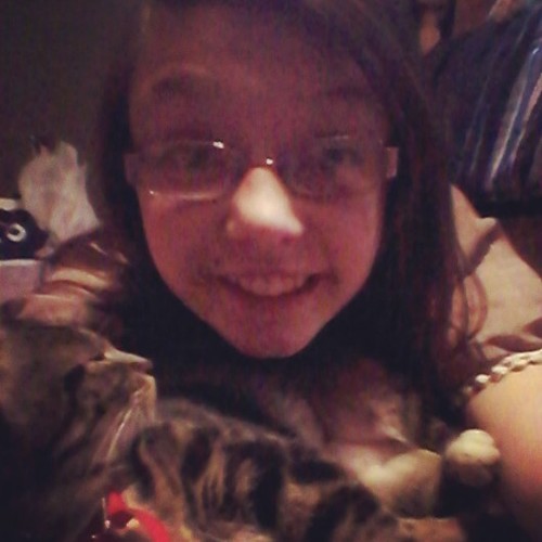 hanshaw00's profile picture. walk the halls of baileysvile!!:) 13, and love harry styles:)!