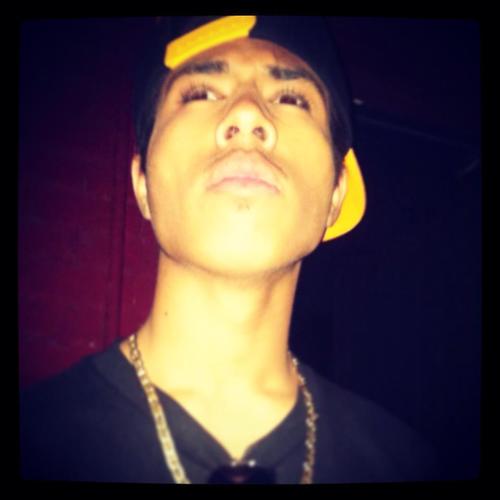 LOOK ME IN MY FACE ! I AIN'T GOT NO WORRIES !!