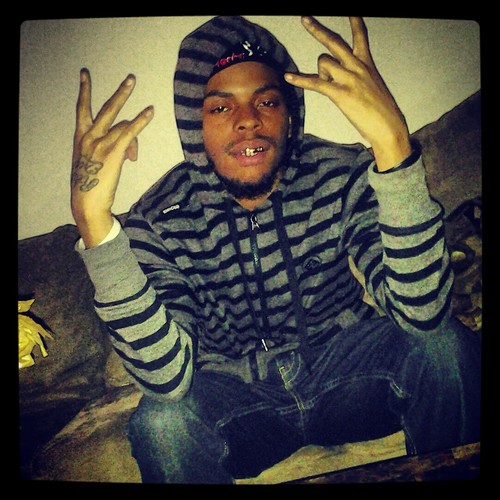 Next Best Rapper Alive..FBK ent. New Mixtape Comin Soon Bad Habbits vol1...