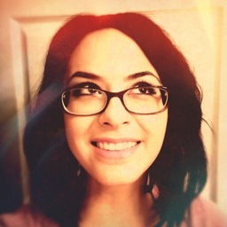 Mom, photographer, & teacher of Apple technology. I love to cook & bake, watch tv shows & movies, and play video games 😊