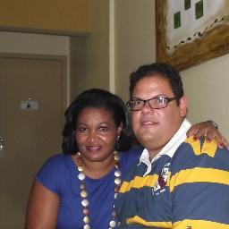 Amo a Deus acima de tudo!Tenho dois amores!Meu marido e meu filhote!