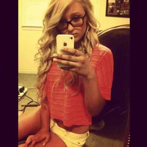 Mackenzie Marie Cost! 17 & Jimmy Mills ∞Hes Perff! (; →Follow me. xoxo!