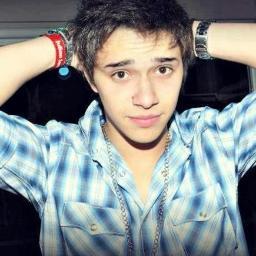 _JulianLuu_'s profile picture. Holaa ,Soy ♥S-E-R-R-A-N-I-S-T-A♥ Y sigo a quien lo sea !! __.. Blaa ♪