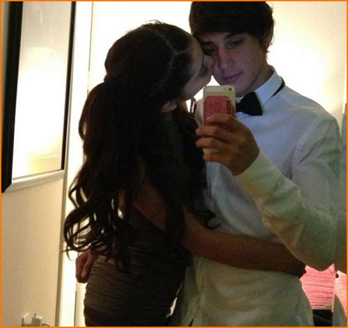 Jarianator4lif's profile picture. I love @arianagrande and @jaibrooks1 they are the best couple.