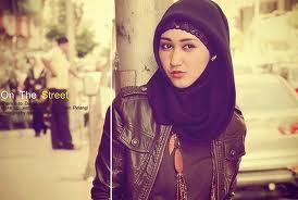 dewibusanacom's profile picture. 