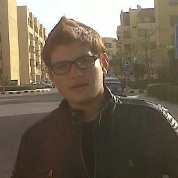 شاب مصرى ,,لم انزل الثورة ولم اشارك فيها,,ولكنى كنت اؤيدها من الدرجة الاولى,,مش فلول ولا اخوان,,احلى ثلاثة اشياء فى حياتى الاهلى,النسكافيه :)