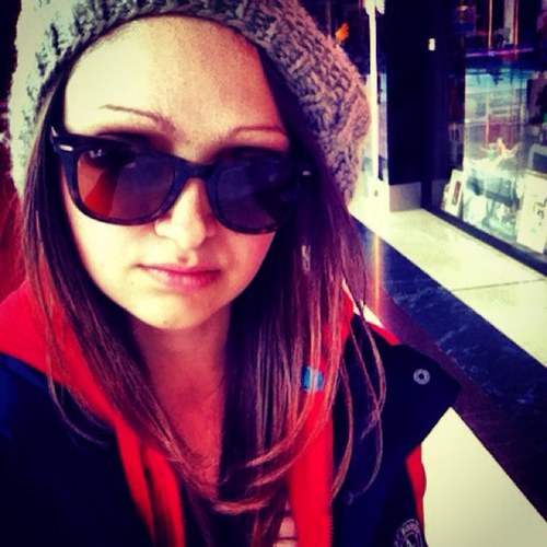 passionately curious/detail freak/creative moment capturer/attorney at law / UChicago alumna