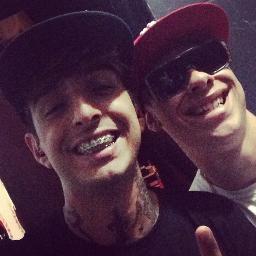 Meu amor pelo @BONDEDASTRONDA é maior do que vocês podem imaginar. Sou capaz de tudo por eles ! @diegothug @LeoschulzWOW .