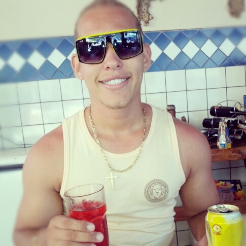 Ninguém ignora tudo, ninguém sabe tudo. Por isso, aprendemos sempre !