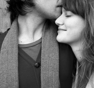 MensagensDoces's profile picture. Sabemos que romantismo nao é o forte de muita gente então resolvemos facilitar com várias frases fofas em que podem ultilizar para conquistar a pessoa amada!