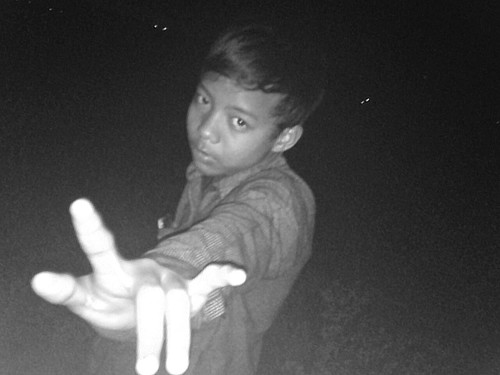 NAMA:FAHLAN RACHMADAN TTL:06/01/1995 TINGGAL:KOTA BOGOR