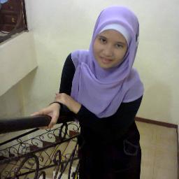 Arini ulfah|110394|Rivah|18122012
walaupun qta jarak jauh hati tetap di hati mu..
BY:Rivah...