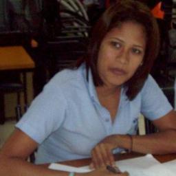 Mujer, madre y venezolana.