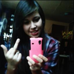 WatchaBailaRaap's profile picture. Oooolý' soi una mina rebeldee' ando en skate ' escusho rap' hip-hop' vivo mi vida la disfruto al maximo *---**