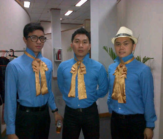 A Pop Opera Group Vocal | Personil: Marthen(Tenor),Alexander(Tenor),Valendry(Bariton) | Cp:087876622554/pin:2238DF53(kevin)