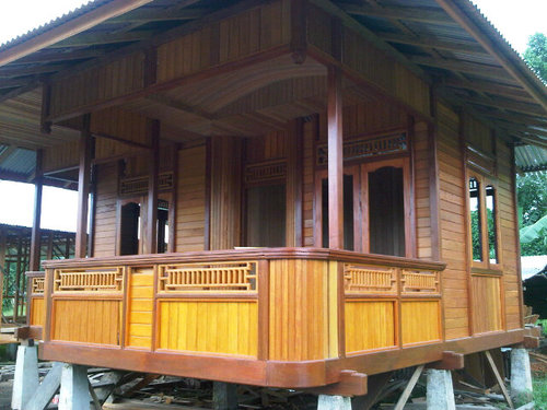 RumahKayuModern's profile picture. Memproduksi Rumah Kayu menggunakan sistem bongkar pasang 'KnockDown' dengan berbagai type dan model sesuai kebutuhan dan keinginan anda.