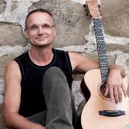 Gerald Renger singer/songwriter life in different worlds between Germany and Australia, music & leadership coaching