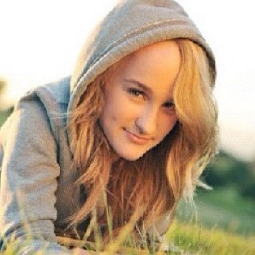 Idk man, I'm obsessed with camryn. Camrynrocks! She noticed 4x
