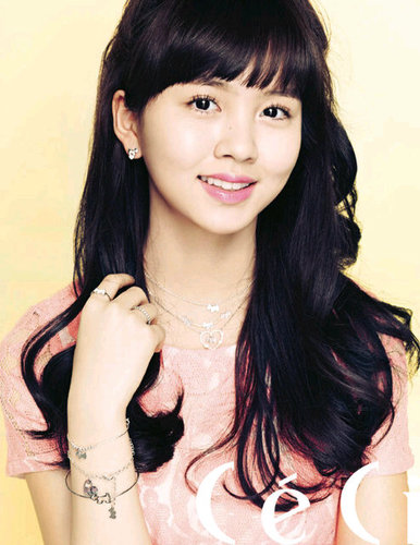 안녕!~ 유라 입니다^^ | 김소현♥ @hellokimsohyun ^^♥ mbc 수목미니  보고싶다.. 이수연. Instagram: sohyeonkim_ ( http://t.co/q5gMFFkh )