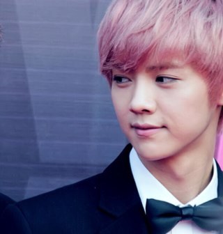 พี่ลู่โกโบริ เป็นคนที่หล่อแมนแอนแฮนซั่ม มาคุยกันได้นะครับ พี่ลู่รักทุกคนเลย ~~