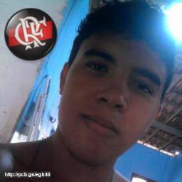 Hoje estou feliz acordei com o pé direito♪