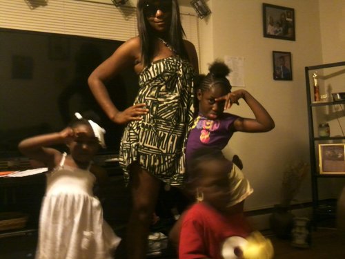 meek_NASTII22's profile picture. Love my 3 Aliyah Williams,Lee'Asya Williams,Ty'Rell Thomas so B**** F*** you #PROUD #MOTHER #DIVA #TEAMTYE #TEAMJEEZY #LEASBIAN sumwhere wit @Mook_Nastii