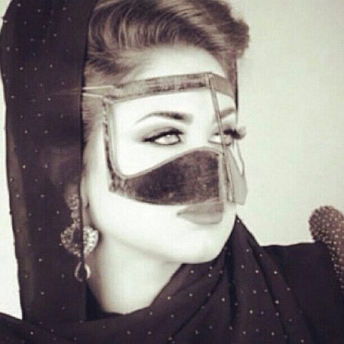 yoyo6764's profile picture. نتجآهل الكثير
ليس لأننآ لا نرى بل . .
لأن القلب إرتوى ’
شبعاً مما رأى ’