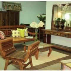 A Casa Bela Móveis é uma loja especializada na produção de móveis em madeira de demolição e decorações, sempre atenta na qualidade de seus produtos e serviços.