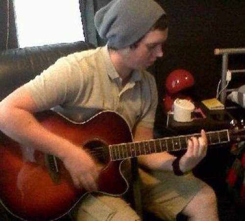 mrdrewmorris's profile picture. LoveLife/Wallasey