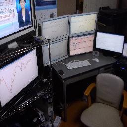 奄美から世界中の市場参加しトレードしていきます。