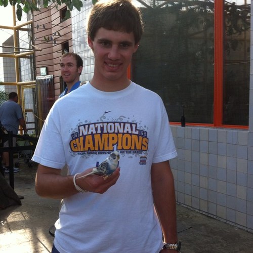 thotr2's profile picture. 