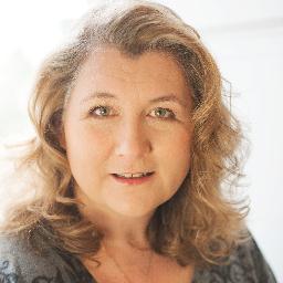 PollyEdwards7's profile picture. Headdress designer and manufacturer. Contemporary and classic, unique and inspired designs. Working closely with stockists to give the best to their Brides.