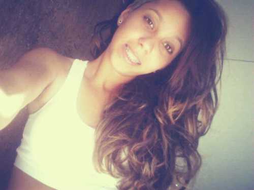 jah_bless_me__'s profile picture. entao me abraça forte e diz mais uma vez que ja estamos distantes de tudo !!!!!